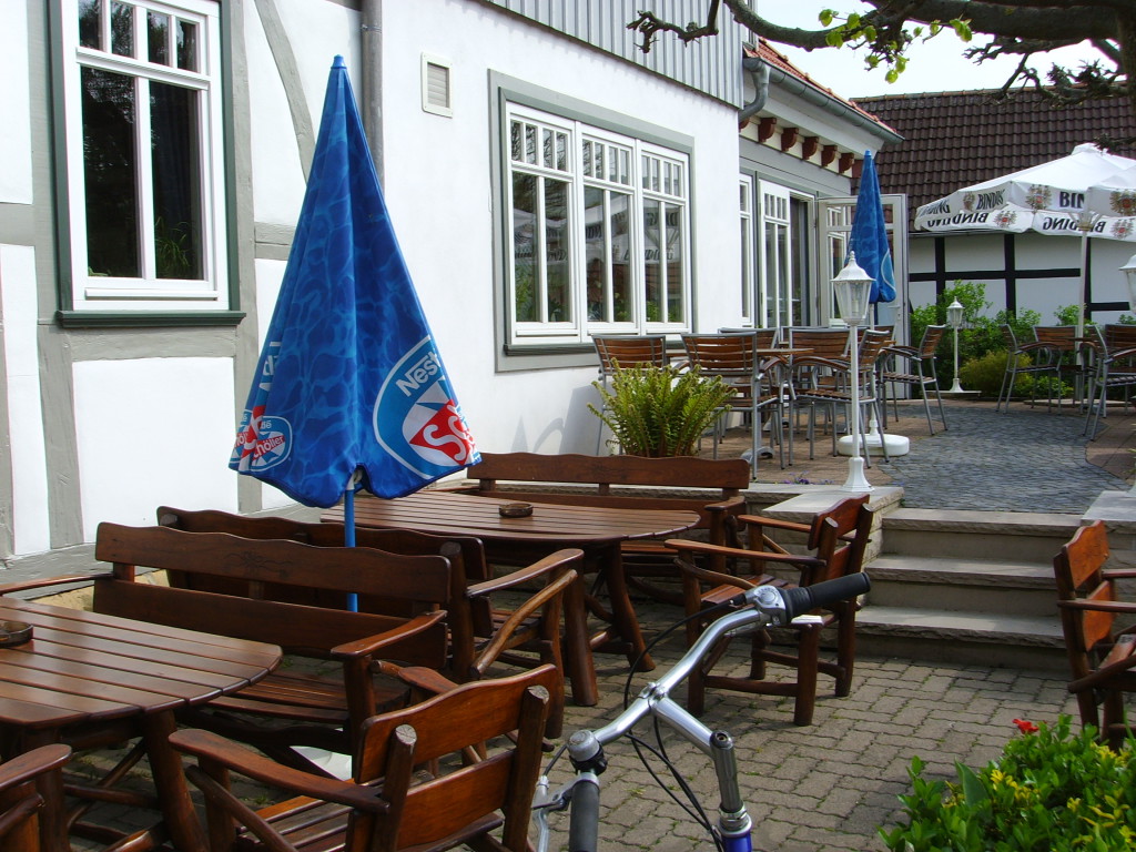 leerer Biergarten